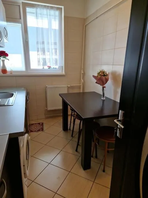 Charming Apartment With Private Terrace Bucharest